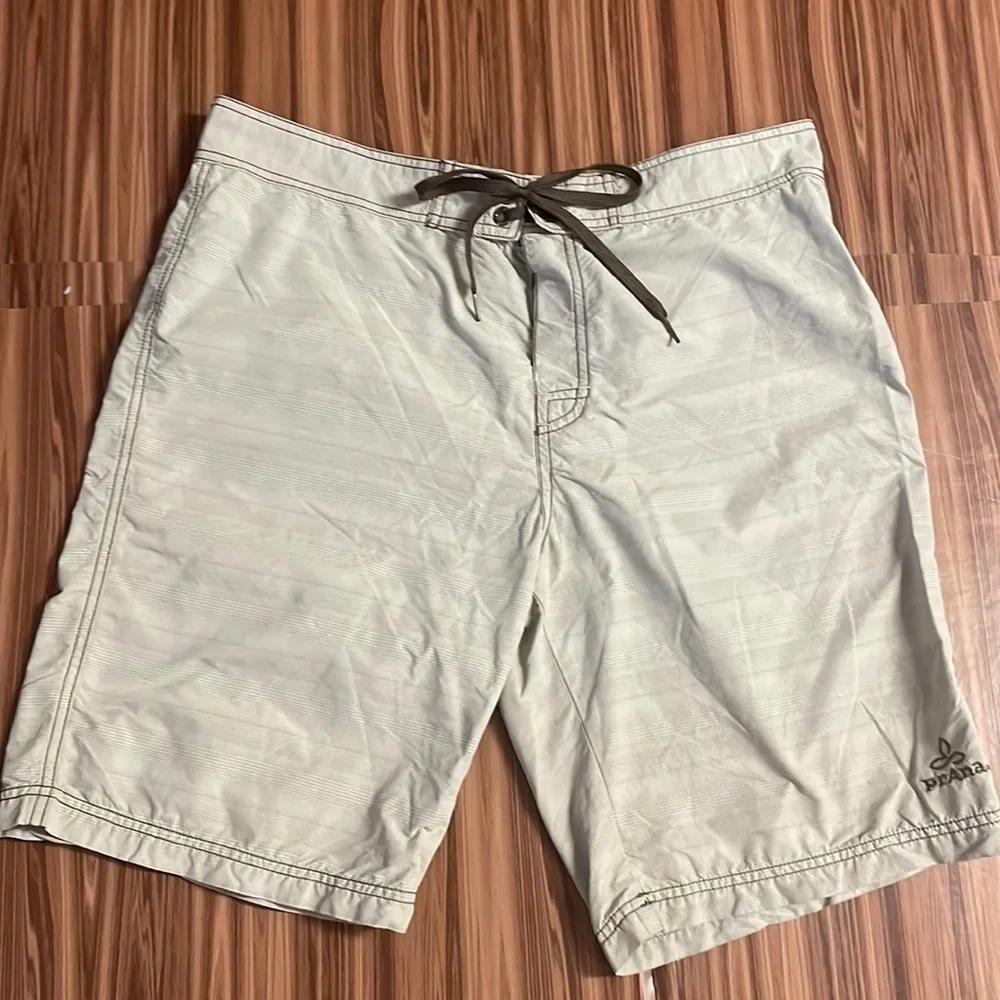 PRANA Nylon Board Shorts Size 36